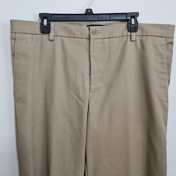 Izod Pants Mens 38x32 American Chino Slim Fit Smooth Touch Cotton Flat Front - Picture 3 of 11
